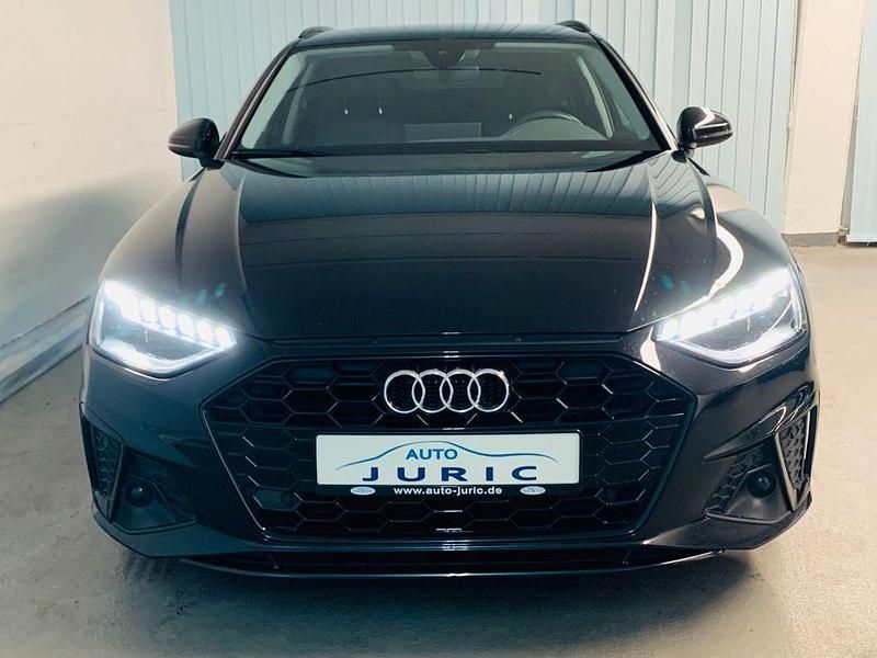 Gebraucht Audi A4 S-Line 163 PS (119 kW) 2022 Schwarz Kombi