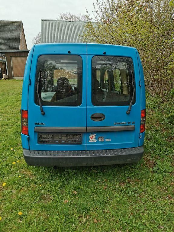 Usata Opel Combo 65 CV (47 kW) 2003 Blu Monovolume