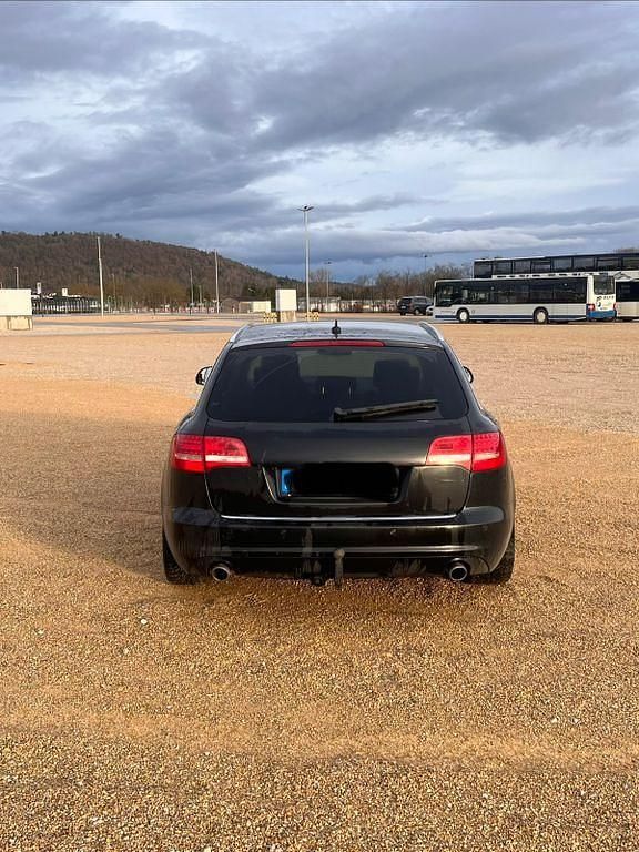 Gebraucht Audi A6 Ambiente 239 PS (175 kW) 2010 Schwarz Kombi