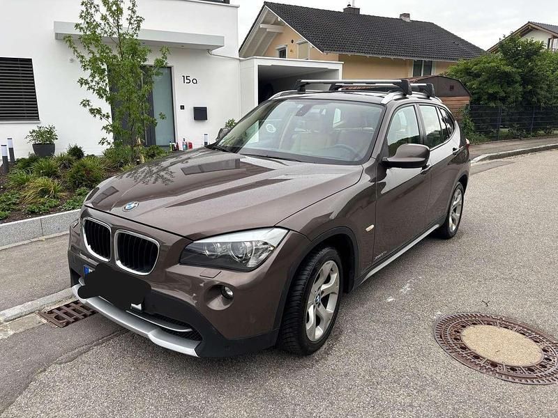 Bronze Gebraucht 2011 BMW X1 Sport Line SUV | 6.000 € (Fairer Preis) - Bild 1/4