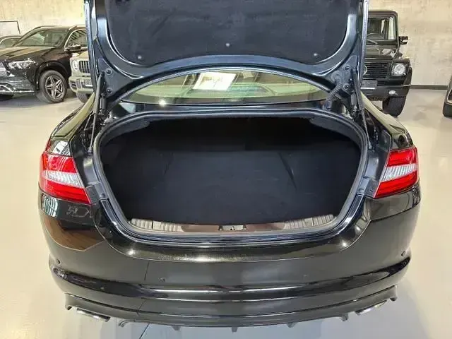 Gebraucht Jaguar XF S 275 PS (202 kW) 2012 Schwarz Limousine