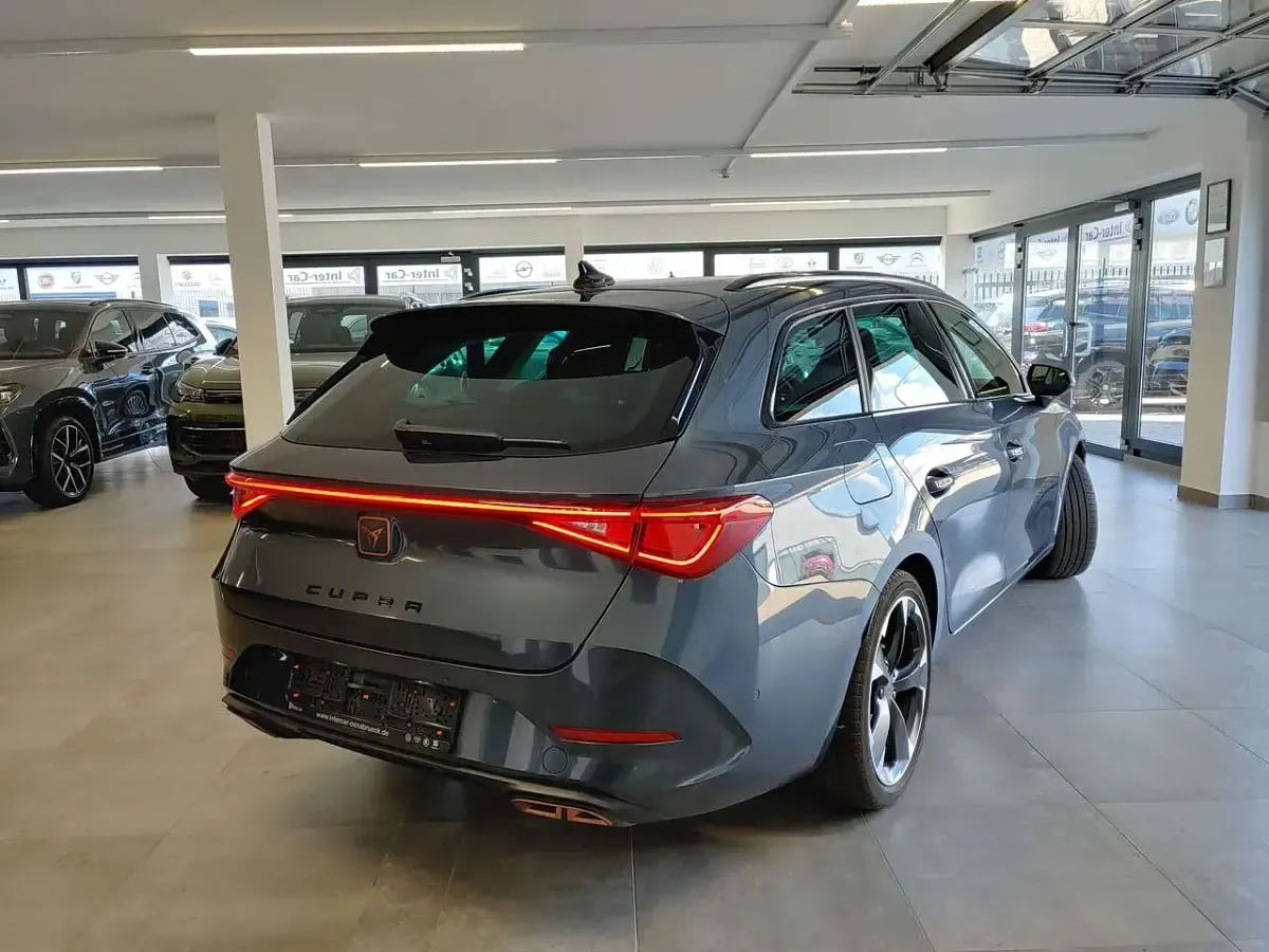 Gebraucht Cupra Leon 204 PS (150 kW) 2024 Magneticgreymetallic Kombi