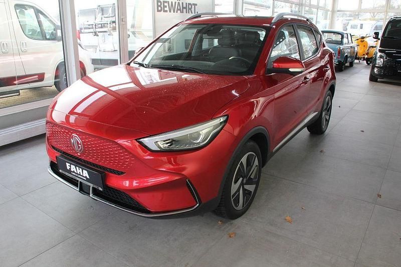 Rot Gebraucht 2022 MG ZS Luxury SUV | 22.990 € (Teuer) - Bild 1/4