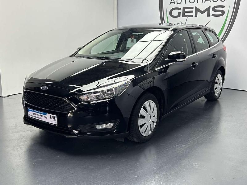 Gebraucht Ford Focus Cool & Connect 125 PS (91 kW) 2017 Schwarz Kombi