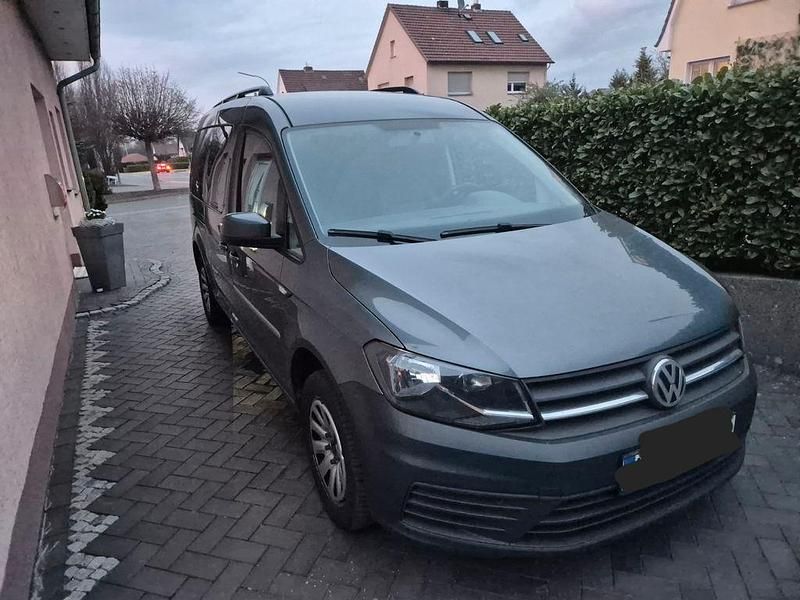 Gebraucht VW Caddy Maxi 102 PS (75 kW) 2018 Grau Van / Kleinbus