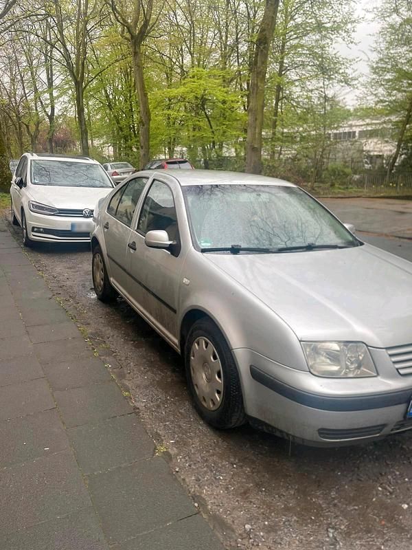 Gebraucht VW Bora 101 PS (74 kW) 2002 Grau Kombi