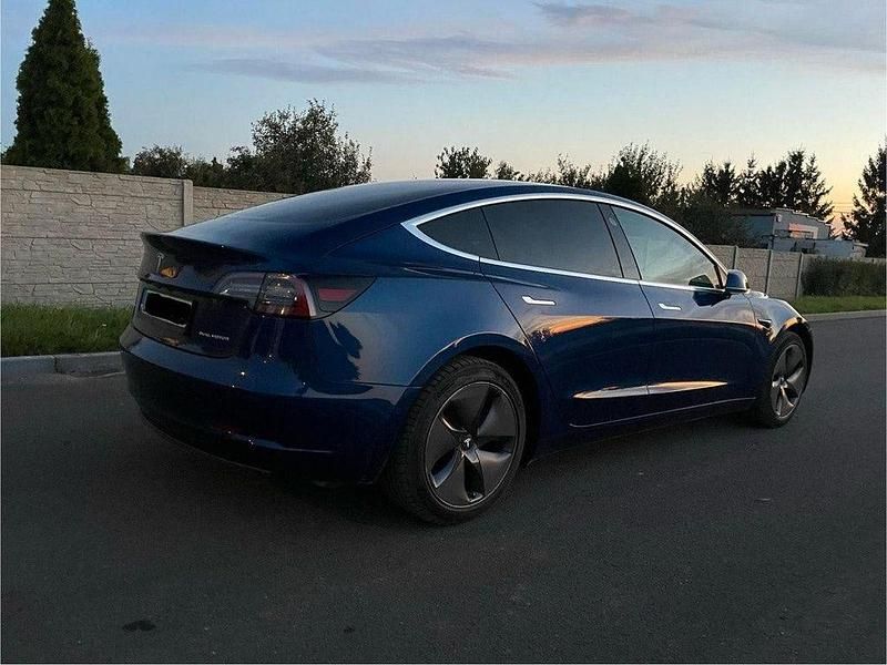 Blau Gebraucht 2020 Tesla Model 3 Limousine | 27.700 € (Fairer Preis) - Bild 1/4