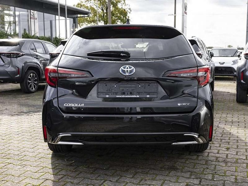 Ny Toyota Corolla 140 HK (102 kW) 2025 Sort Stationcar