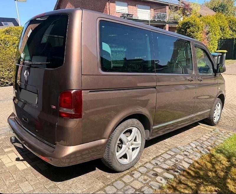 Second-hand VW T5 179 CP (131 kW) 2010 Maro Van