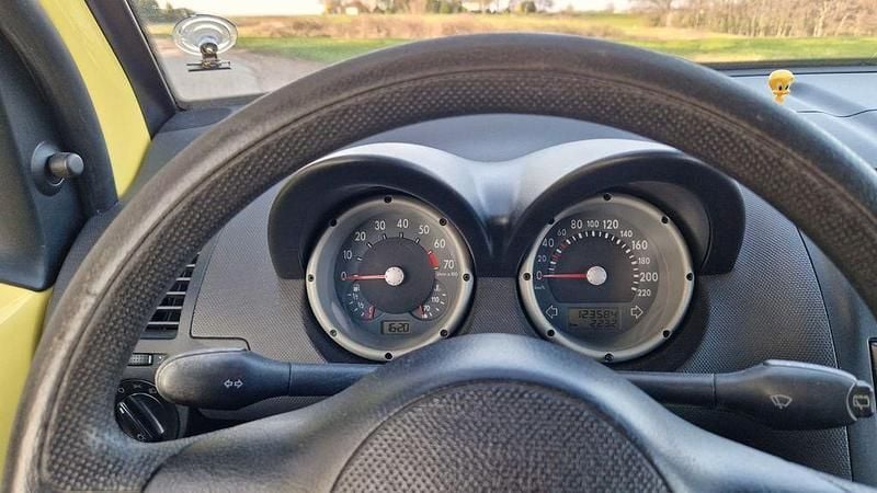 Gebraucht VW Lupo 50 PS (36 kW) 2004 Gelb Kleinwagen