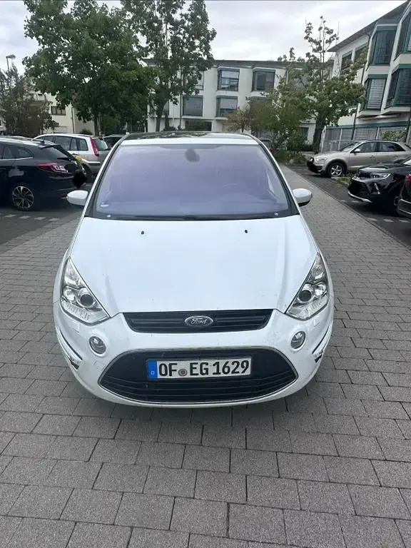 Gebraucht Ford S-MAX Business Edition 160 PS (117 kW) 2015 Weiß Van / Kleinbus