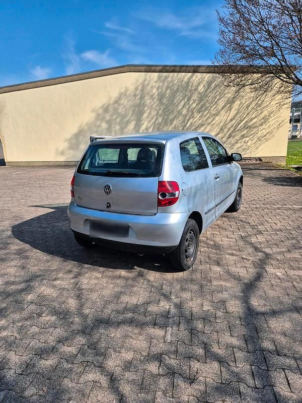 Second-hand VW Fox 54 CP (39 kW) 2005 Argintiu Hatchback