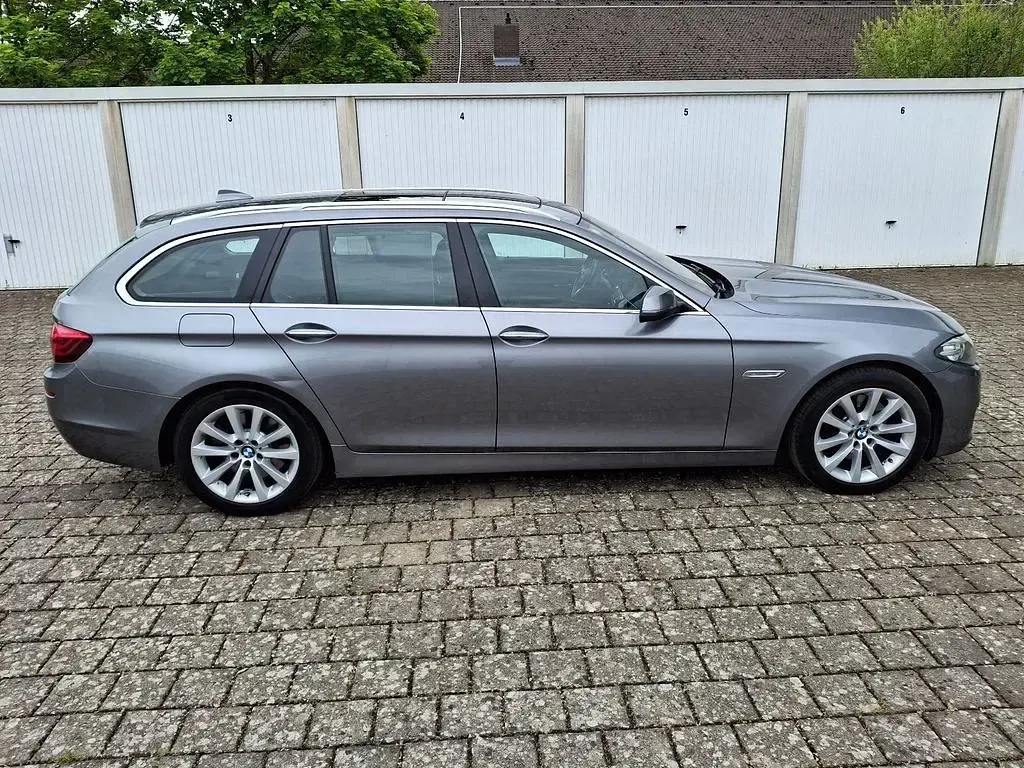Gebraucht BMW 530 Comfort Edition 258 PS (189 kW) 2014 Grau Kombi