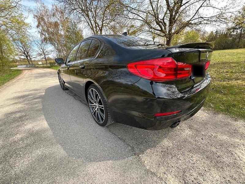 Gebraucht BMW 530 265 PS (194 kW) 2017 Schwarz Limousine