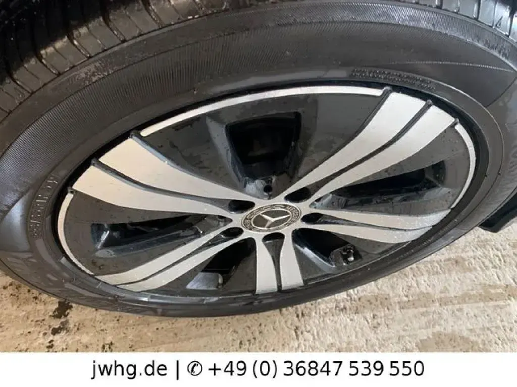 Gebraucht Mercedes 200 Avantgarde 163 PS (119 kW) 2022 Obsidianschwarz (metallic) Kombi