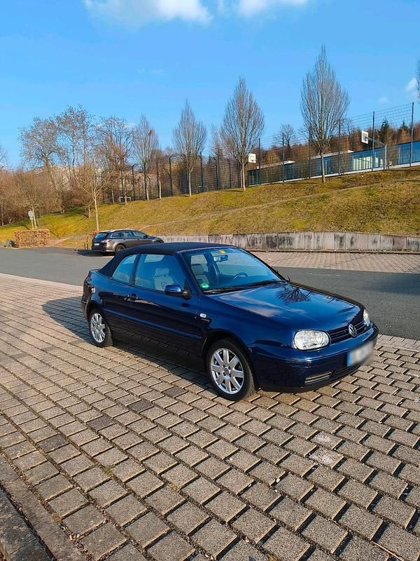 Gebraucht VW Golf Cabriolet 115 PS (84 kW) 2001 Blau Cabrio