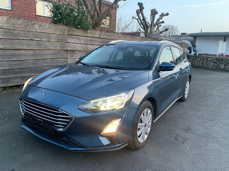 Gebraucht Ford Focus Cool & Connect 95 PS (69 kW) 2022 Blau Limousine