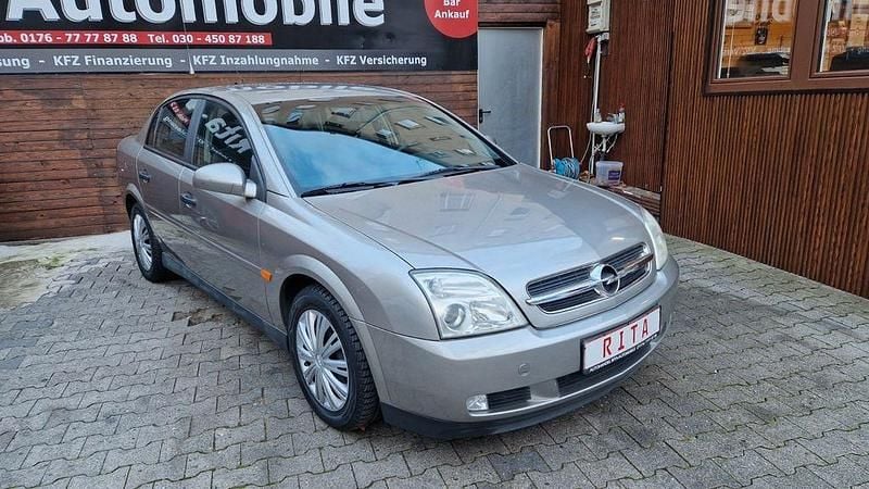 Grau Gebraucht 2003 Opel Vectra Limousine | 2.980 € (Fairer Preis) - Bild 1/4