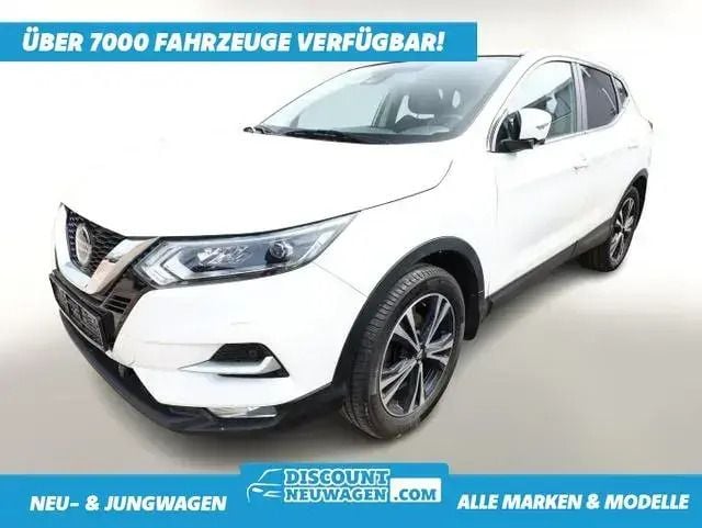 Solid white Gebraucht 2020 Nissan Qashqai N-Connecta SUV | 19.032 € (Fairer Preis) - Bild 1/4