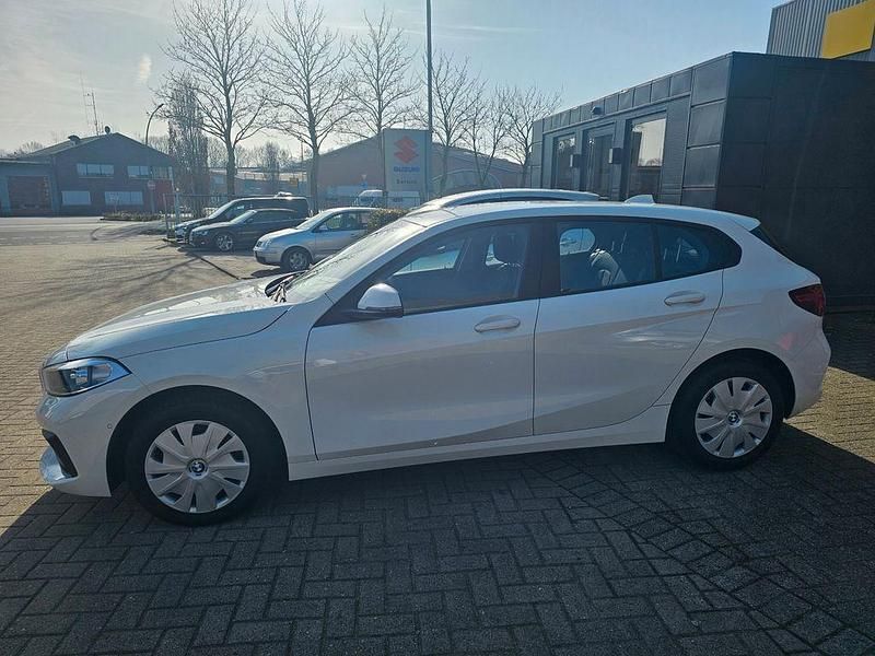 Gebraucht BMW 116 109 PS (80 kW) 2022 Weiß Kleinwagen