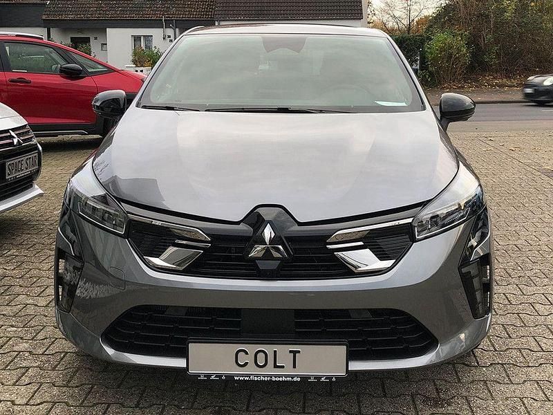 Neu Mitsubishi Colt Top 143 PS (105 kW) 2025 Grau Kleinwagen