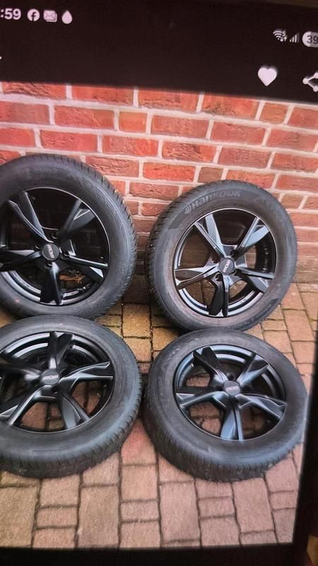 Gebraucht Ford Fiesta 90 PS (66 kW) 2011 Rot Kleinwagen