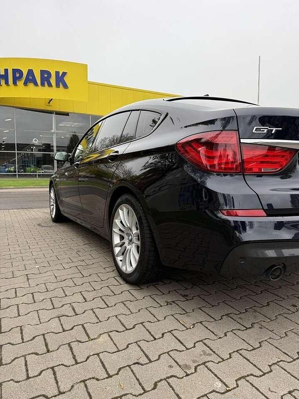 Gebraucht BMW 535 Performance 313 PS (230 kW) 2013 Schwarz Kleinwagen