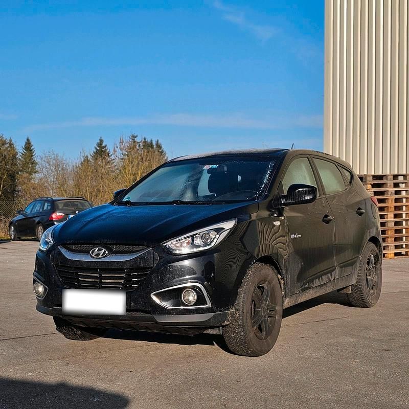 Gebraucht Hyundai ix35 136 PS (100 kW) 2015 Schwarz SUV