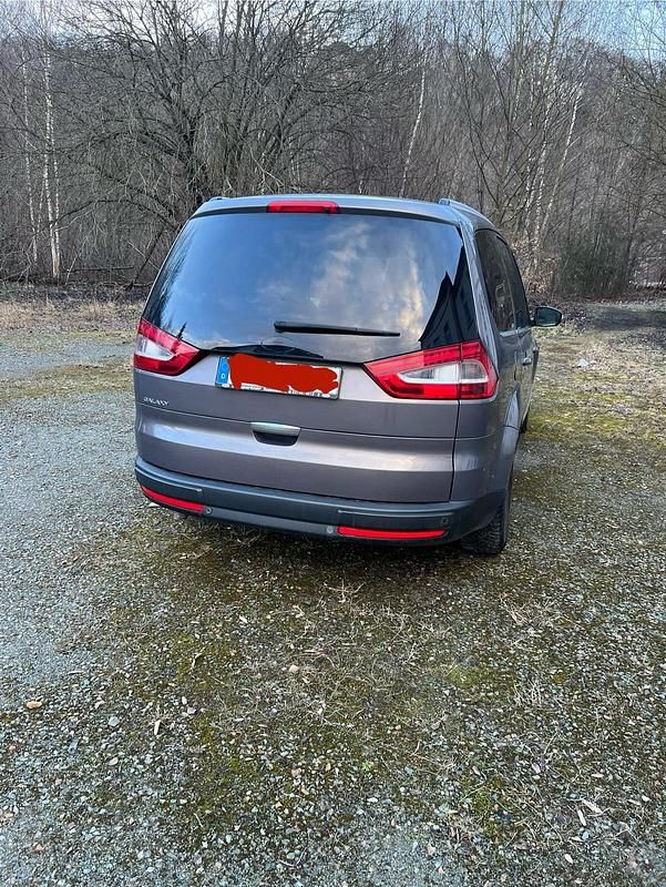 Gebraucht Ford Galaxy 140 PS (102 kW) 2015 Grau Van / Kleinbus