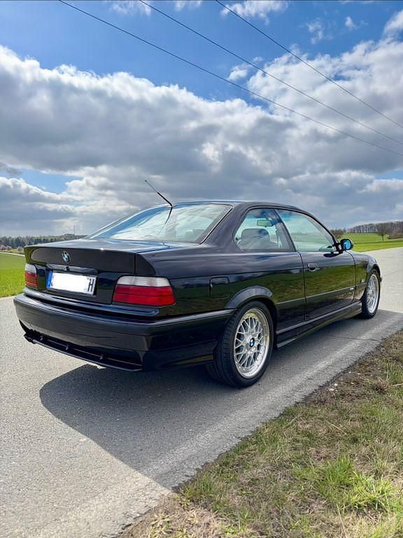 Gebraucht BMW 325 Performance 192 PS (141 kW) 1995 Schwarz Coupé