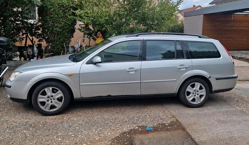 Silber Gebraucht 2002 Ford Mondeo Kombi | 700 € (Fairer Preis) - Bild 1/4