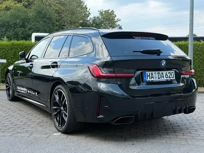 Gebraucht BMW M340 Luxury Line 340 PS (250 kW) 2026 Schwarz (saphirschwarz metallic) Limousine