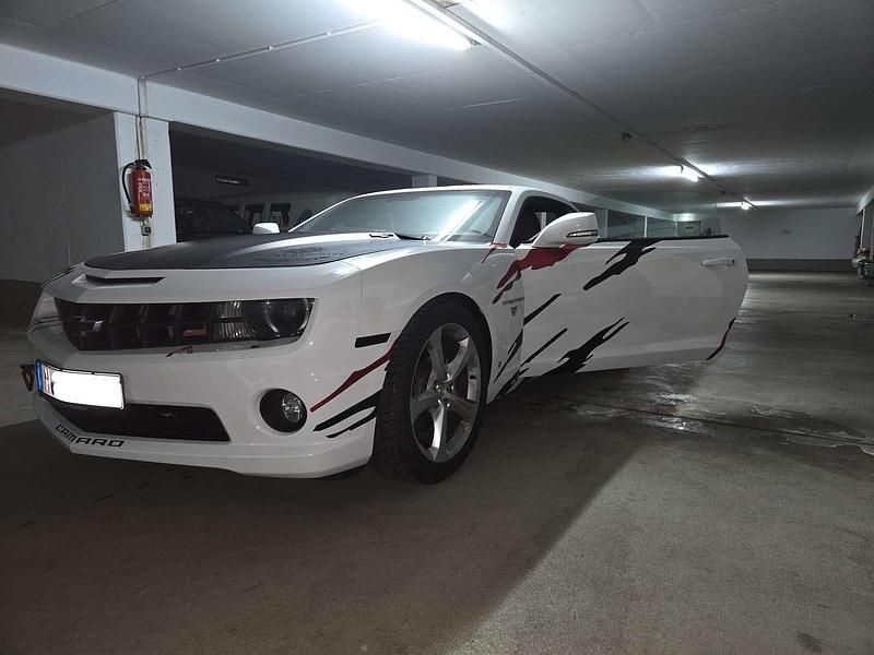 Gebraucht Chevrolet Camaro 405 PS (297 kW) 2013 Weiß Coupé