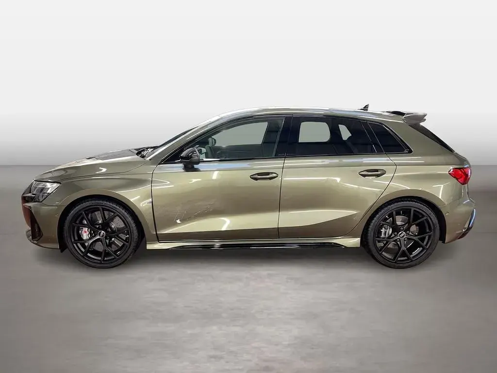 Gebraucht Audi RS3 Sport 400 PS (294 kW) 2026 Individuallackierungen audi... Limousine