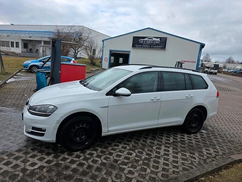 Gebraucht VW Golf VII 2014 Weiß Kombi