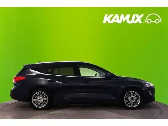 Używany Ford Focus Titanium 150 KM (110 kW) 2021 Niebieski Kombi