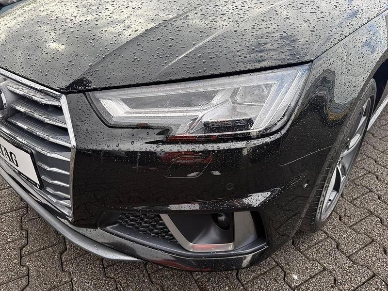 Gebraucht Audi A4 S-Line 245 PS (180 kW) 2019 Mythosschwarz metallic Kombi