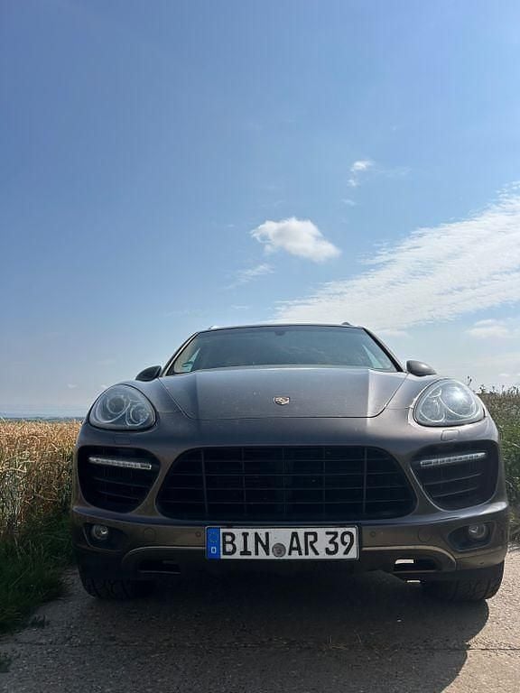 Gebraucht Porsche Cayenne Turbo 500 PS (367 kW) 2010 Braun SUV