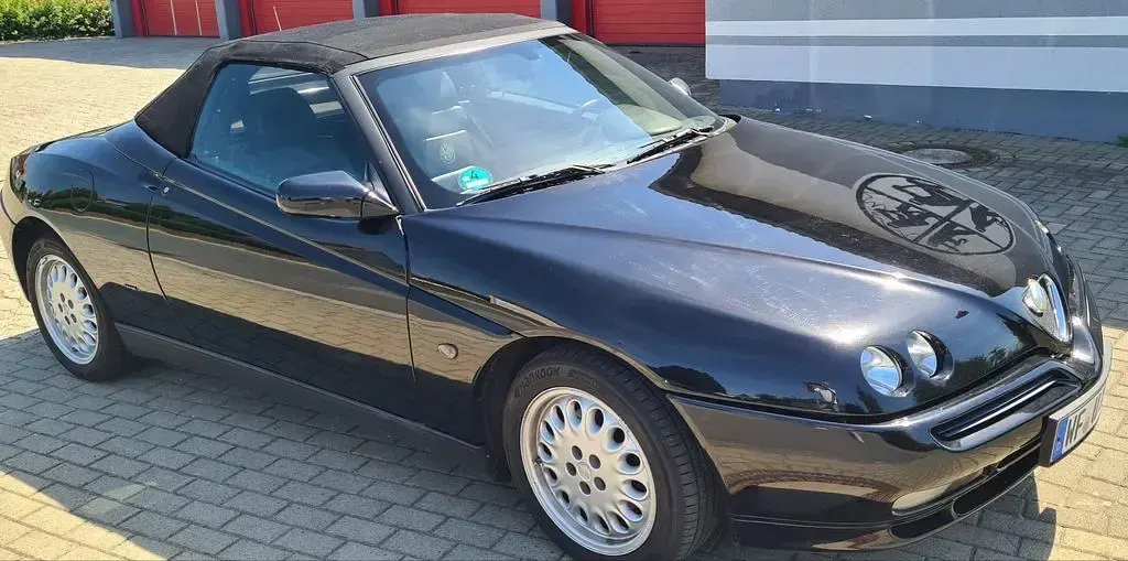Gebraucht Alfa Romeo Spider 150 PS (110 kW) 1997 Schwarz Cabrio