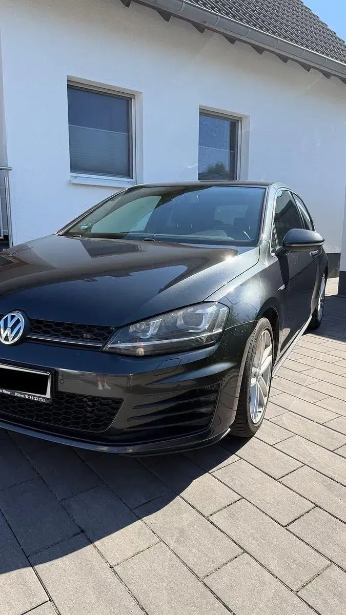 Gebraucht VW Golf VII GTD 184 PS (135 kW) 2015 Grau Limousine