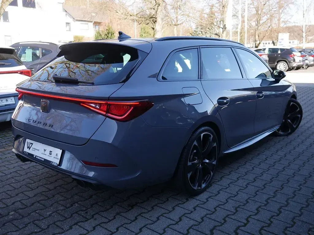 Gebraucht Cupra Leon VZ 310 PS (228 kW) 2021 Grau Limousine
