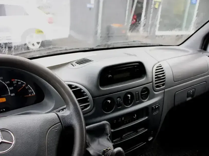 Używany Mercedes Sprinter 129 KM (94 kW) 2005 Biały Van