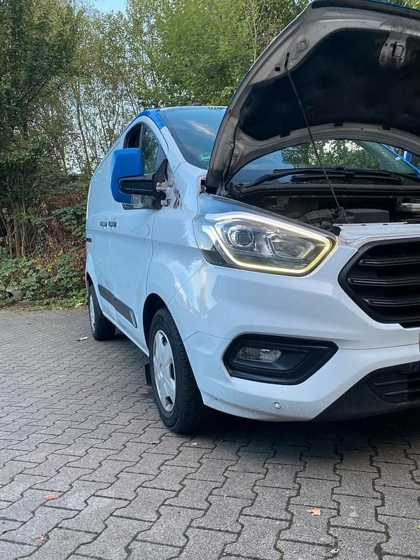 Weiß Gebraucht 2018 Ford Transit Custom Van / Kleinbus | 9.800 € (Guter Preis) - Bild 1/4