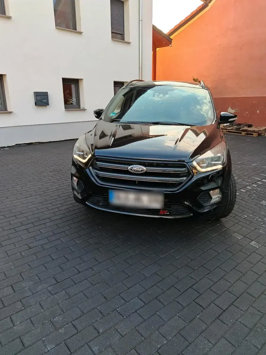 Gebraucht Ford Kuga 179 PS (131 kW) 2018 SUV