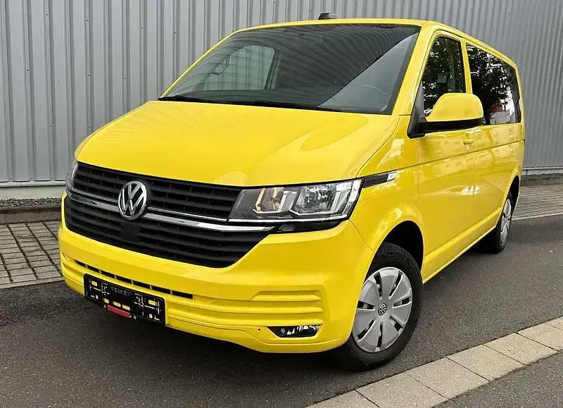 Gebraucht VW Multivan 150 PS (110 kW) 2020 Gelb Van / Kleinbus