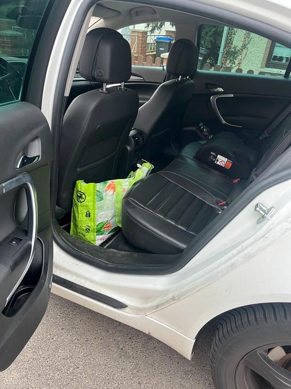 Gebraucht Opel Insignia OPC 160 PS (117 kW) 2012 Weiß Limousine