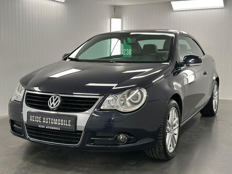 Blau Gebraucht 2006 VW Eos Cabrio | 4.500 € (Teuer) - Bild 1/4