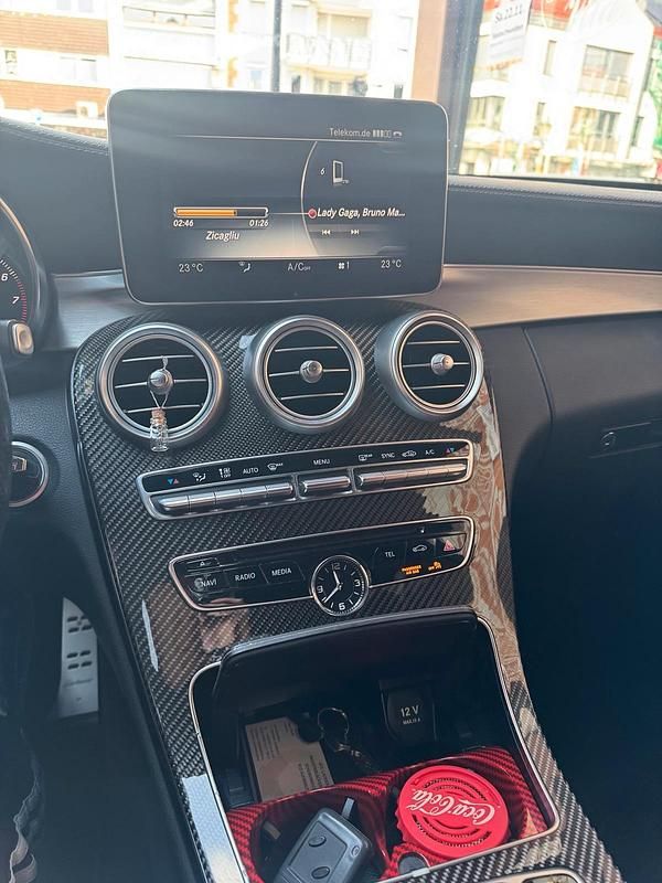 Schwarz Gebraucht 2015 Mercedes C400 Limousine | 23.000 € - Bild 1/4