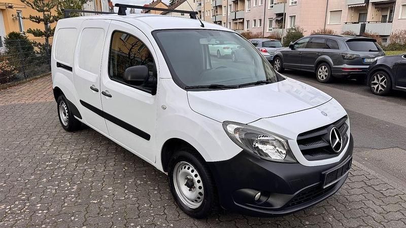 Weiß Gebraucht 2015 Mercedes Citan 109 Van / Kleinbus | 6.700 € (Fairer Preis) - Bild 1/4