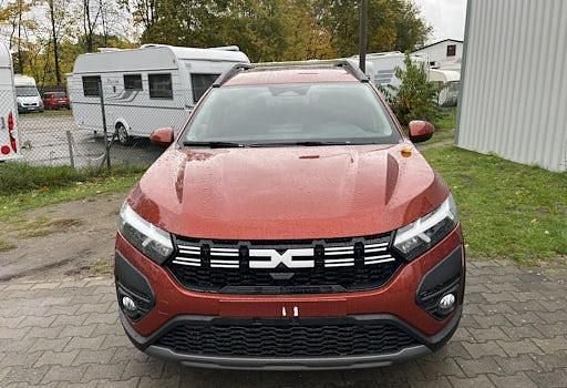 Neu Dacia Jogger Expression 122 PS (89 kW) 2025 Braun Van / Kleinbus